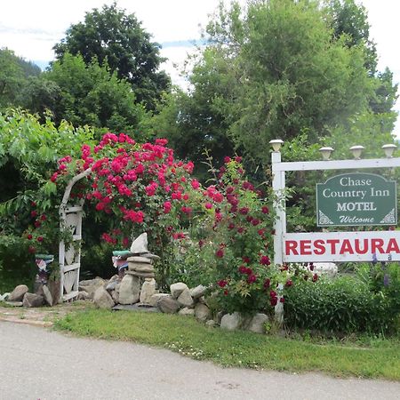Chase Country Inn Экстерьер фото