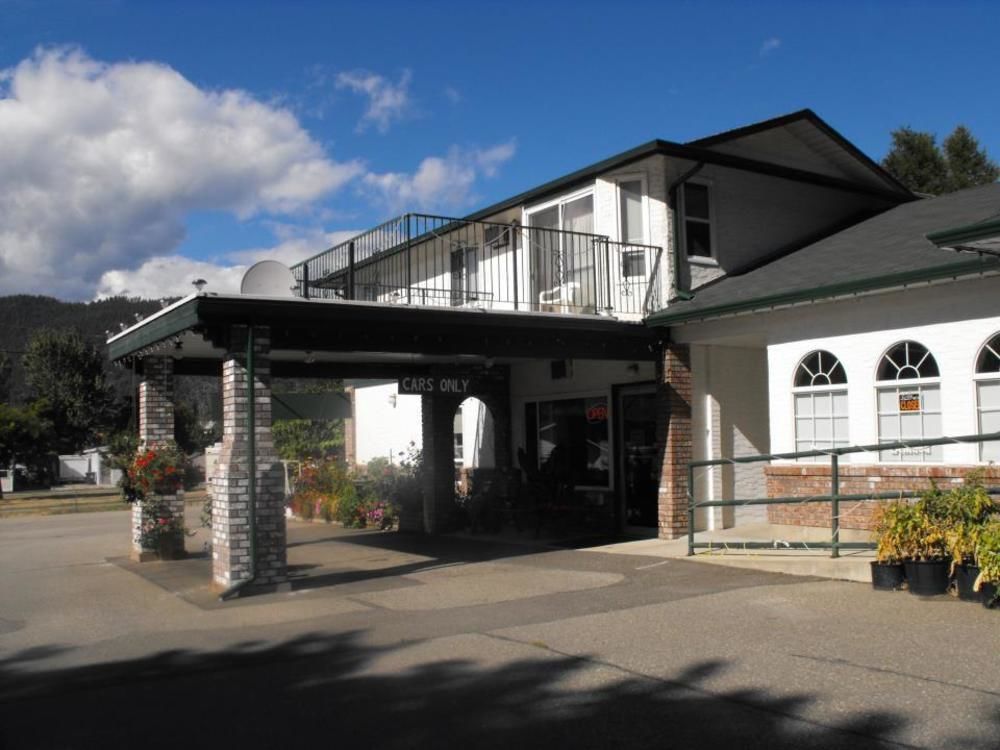 Chase Country Inn Экстерьер фото