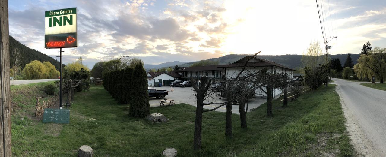 Chase Country Inn Экстерьер фото