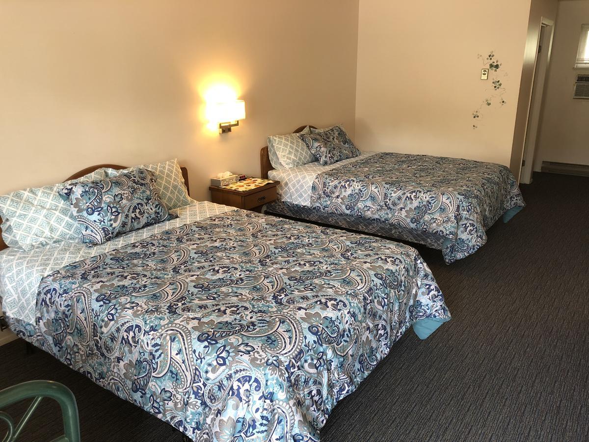 Chase Country Inn Экстерьер фото