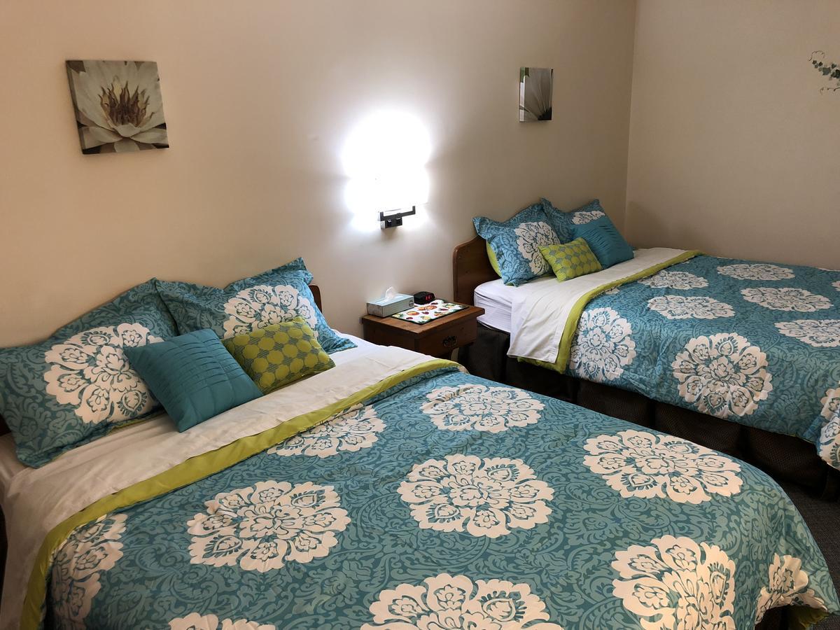 Chase Country Inn Экстерьер фото